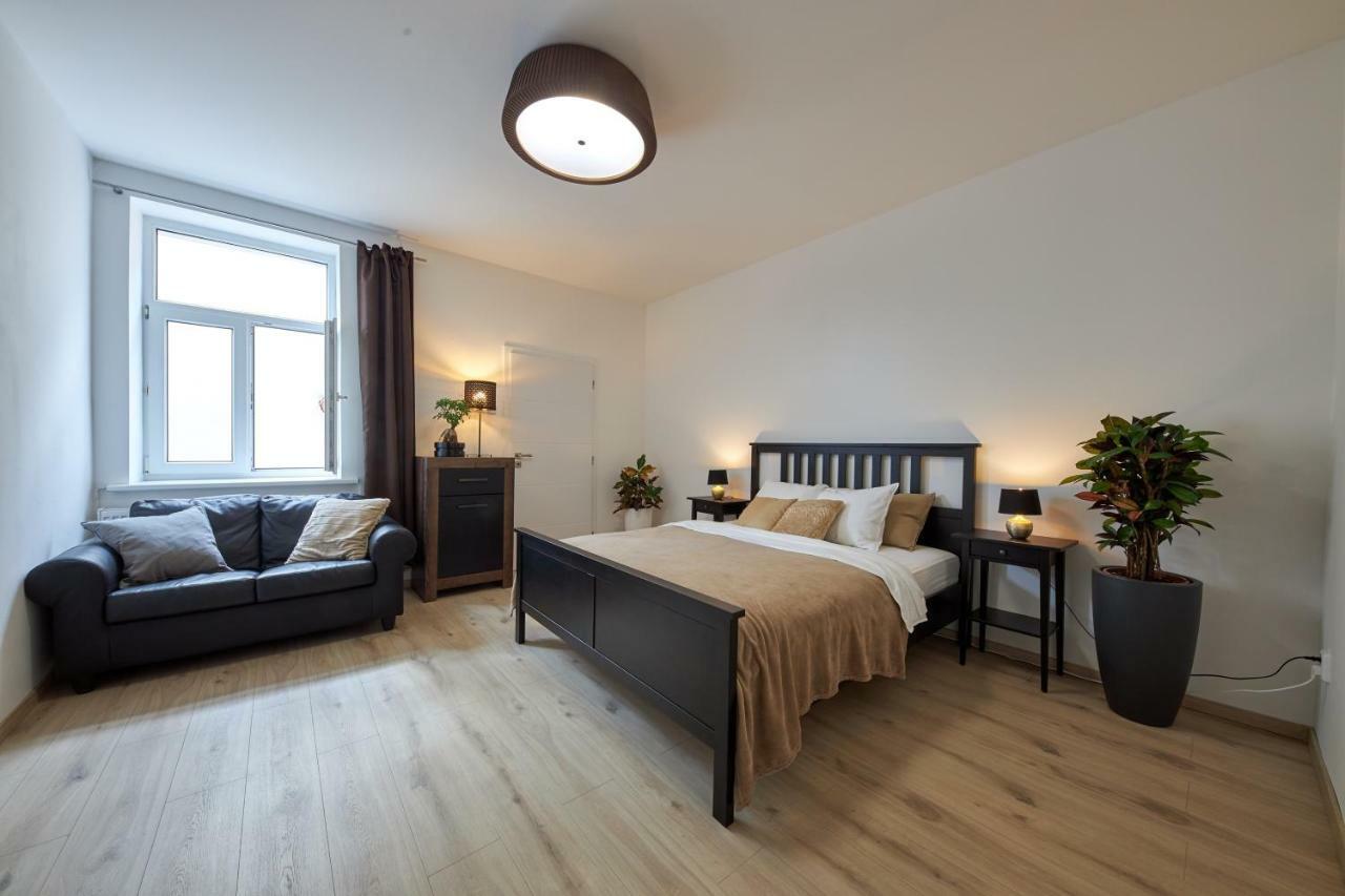 Le Monde Apartment Bratislava - Amazing 5Bdr In Downtown Exterior photo
